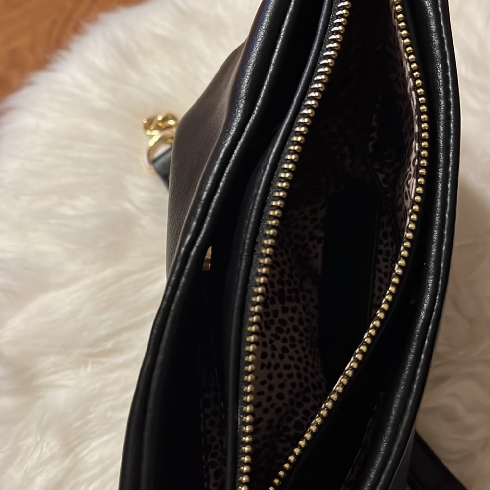 Purse - Picture 3 of 4